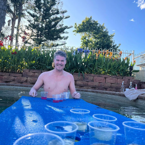 HOW TO PLAY BEER PONG GAME IN A POOL